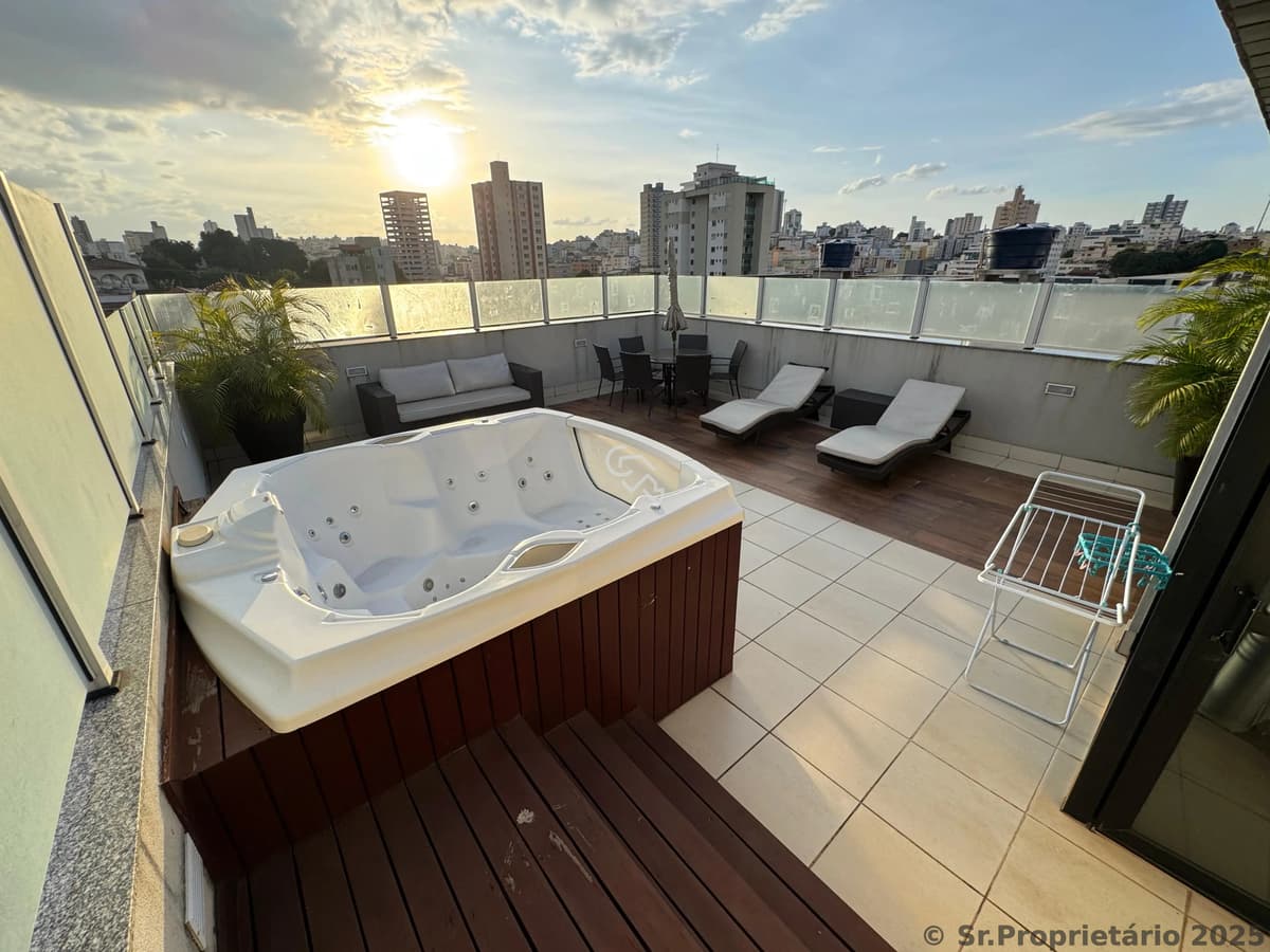 Cobertura, 5 Quartos, 2 Suites, 4 Vagas