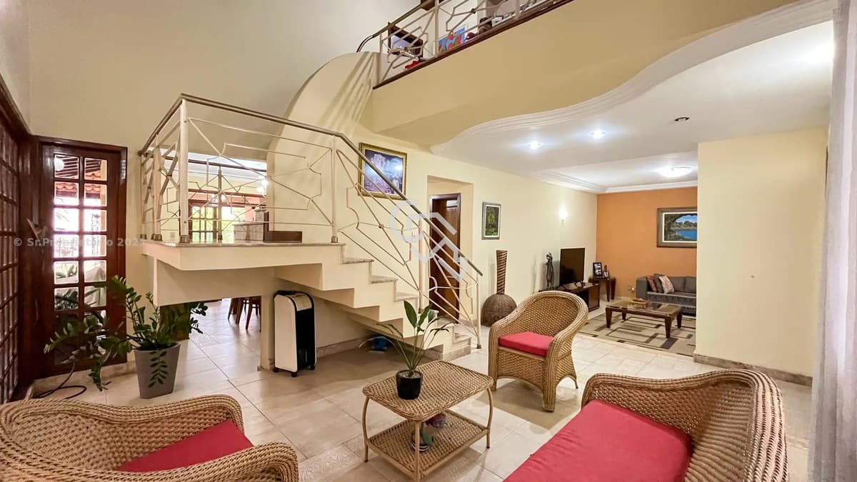 Casa, 3 Quartos, 1 Suite, 4 Vagas