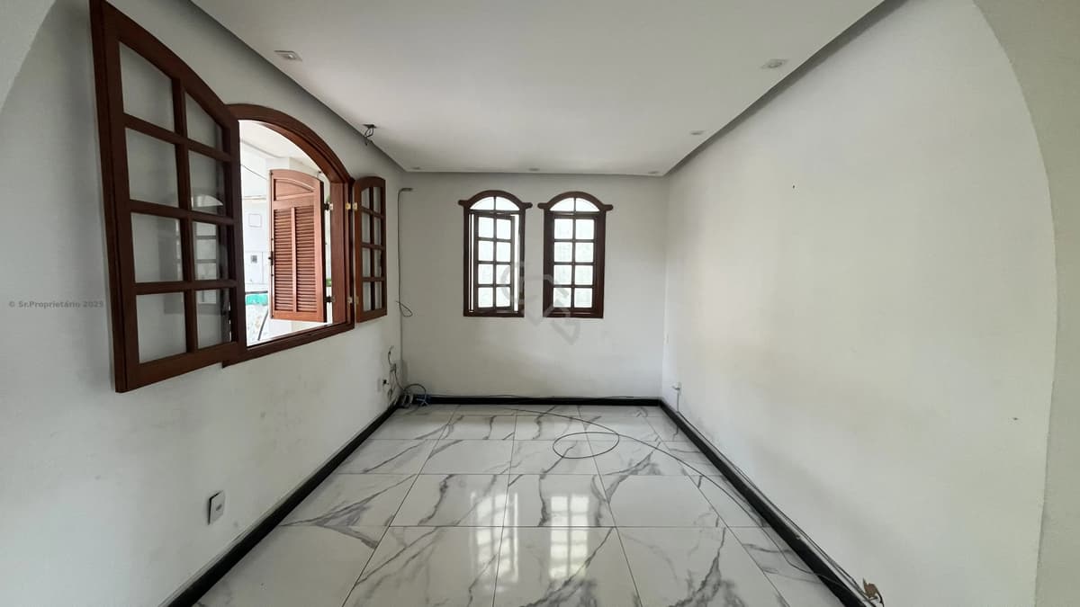 Casa, 4 Quartos, 2 Suites, 3 Vagas